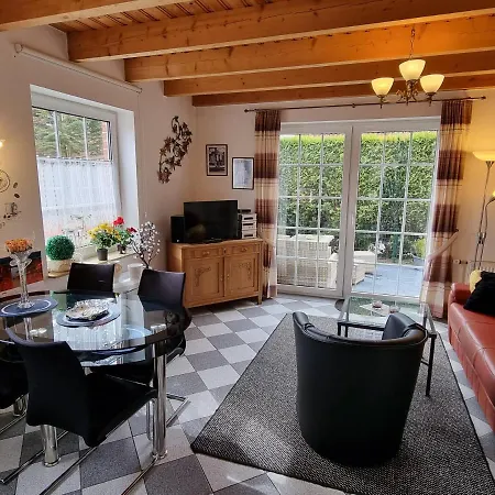 Ferienhaus Emily * Grossefehn